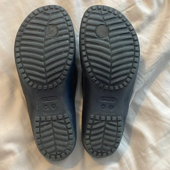 Croc - Picture 2 of 2